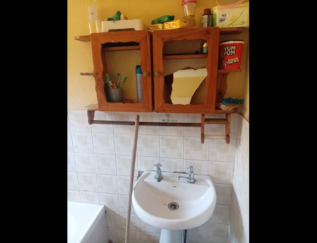 3 BEDROOM HOUSE FOR SALE IN UMLAZI BB